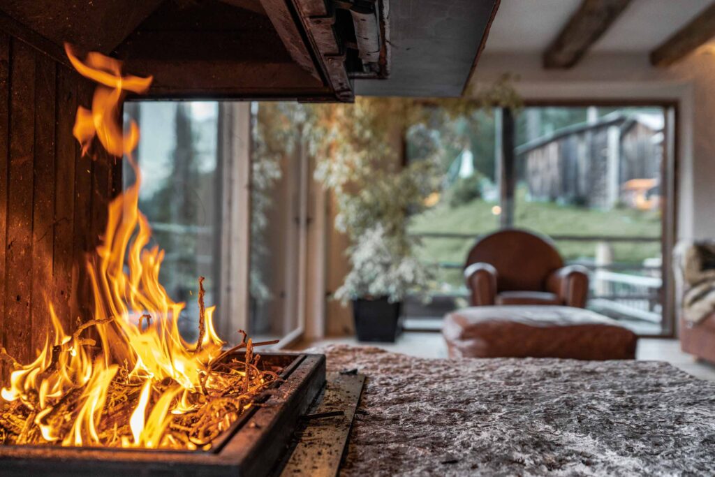 Cesa del Louf - Living room fireplace